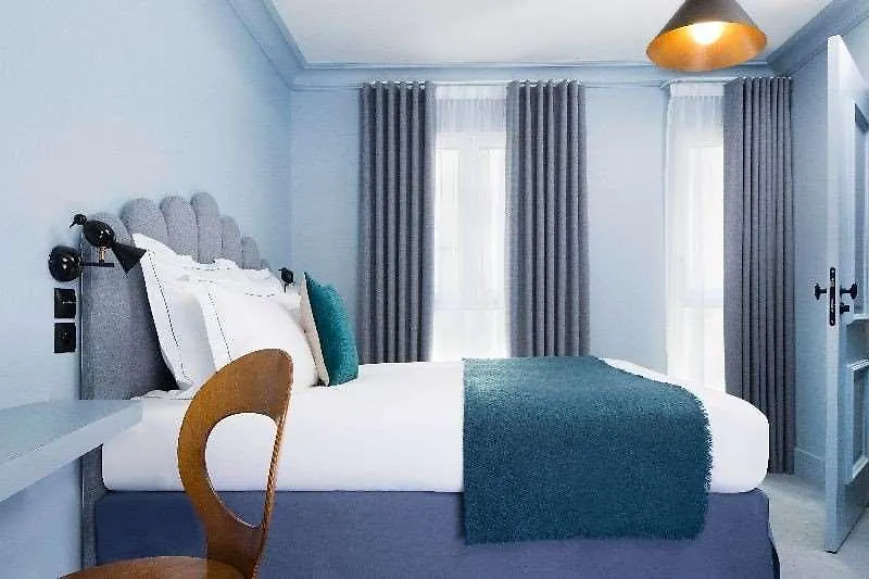 Celeste Batignolles Montmartre Hotel Paris